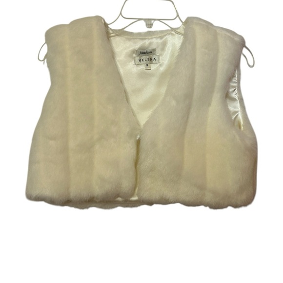 Helena white faux fur vest size 16 NWT - Picture 2 of 8